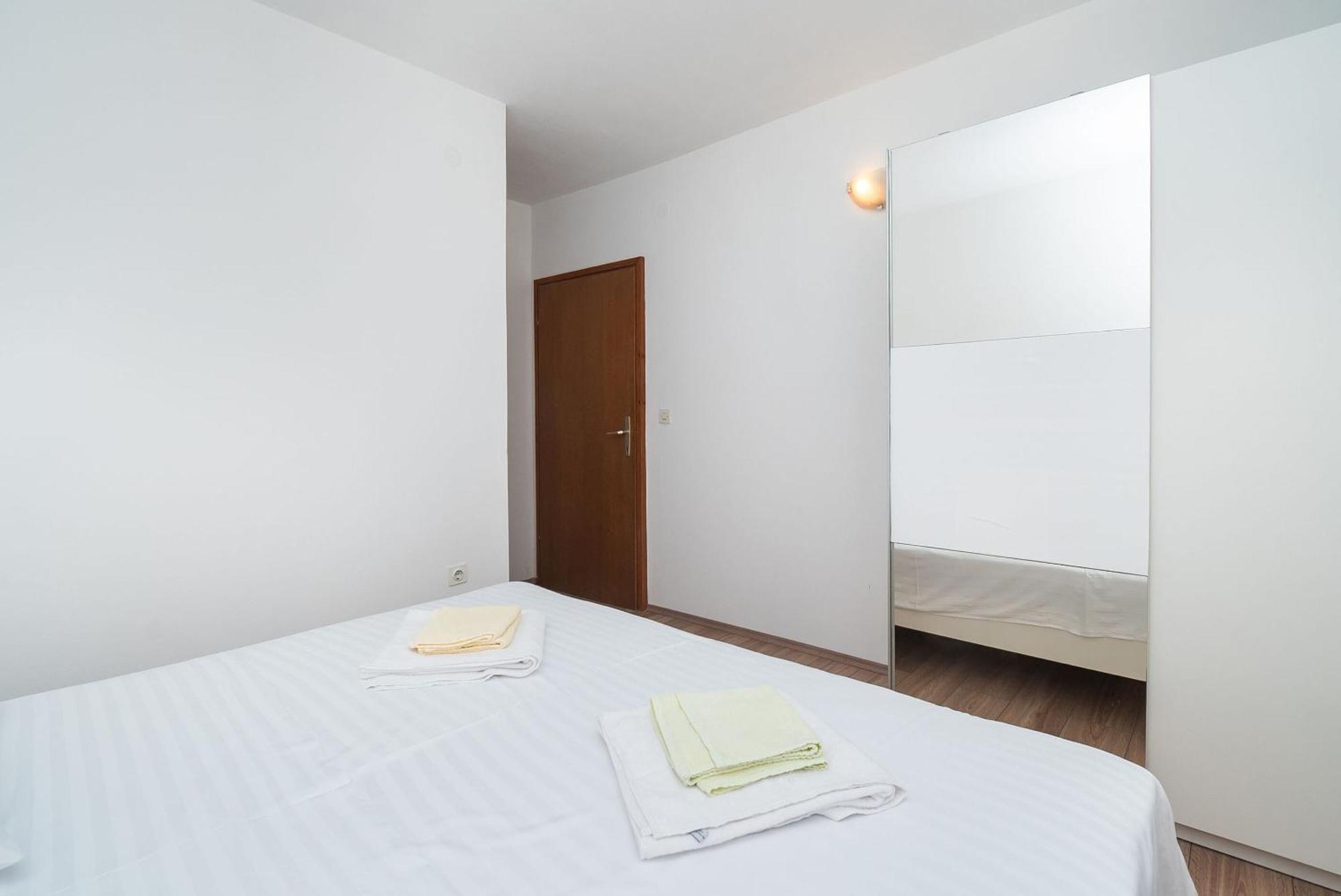 Apartment Ljuba Primošten Buitenkant foto