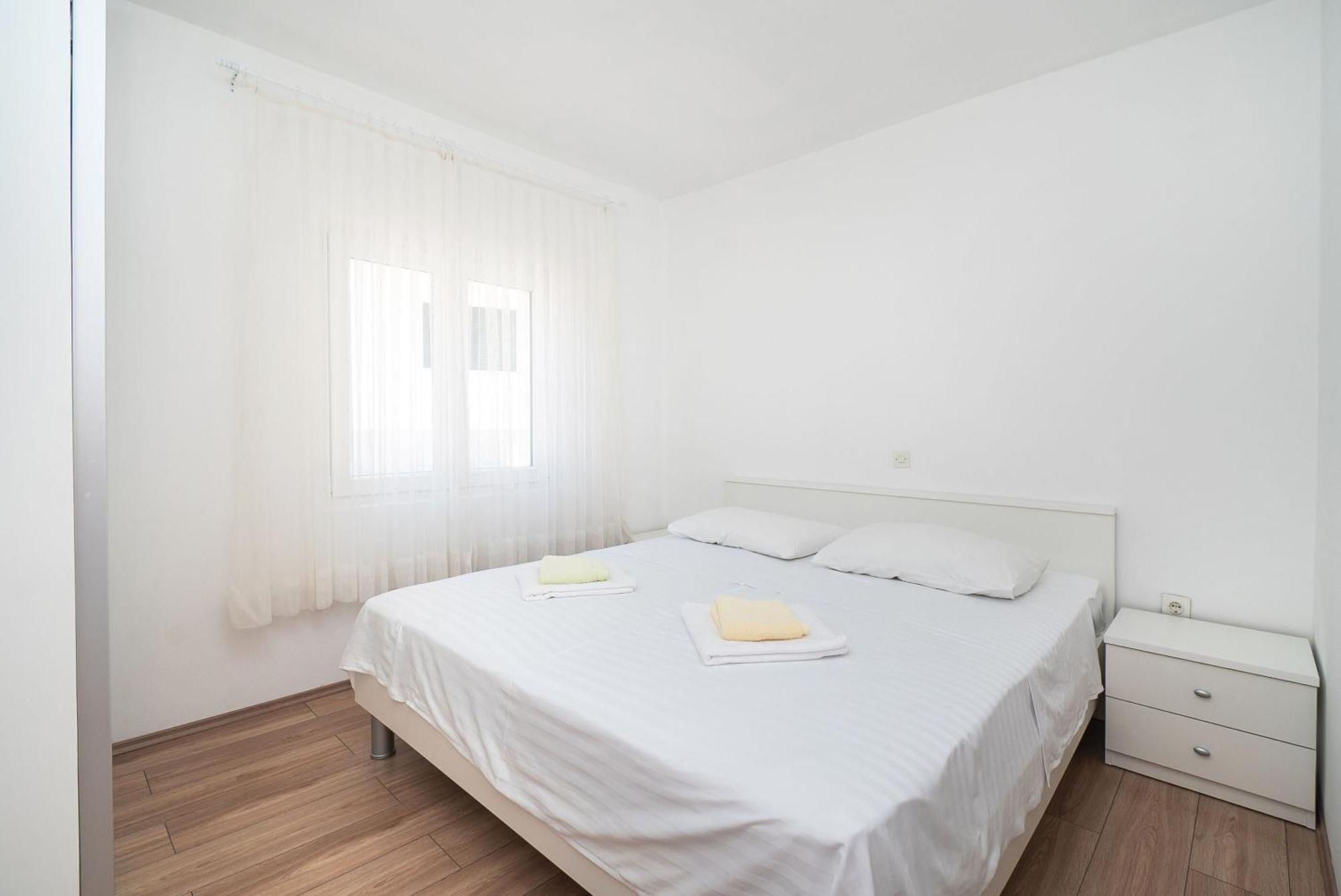 Apartment Ljuba Primošten Buitenkant foto